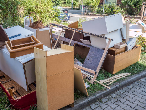 Best Garage Cleanout Services  in Beloit, WI